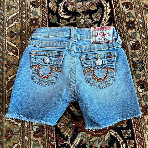 True Religion Jeans Short. - Picture 8 of 8